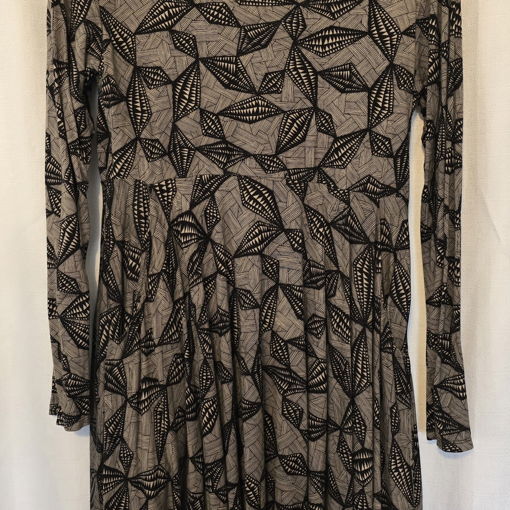 The Pyramid Collection Black and Cream Geometric Dress Boat Neck Pockets Size M - Picture 9 of 10